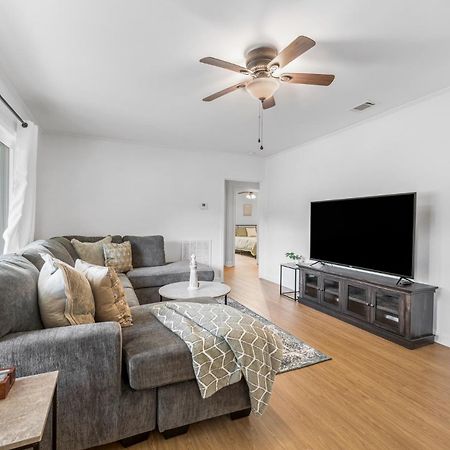 Southern Charm Getaway- 3Br In Park Circle チャールストン エクステリア 写真